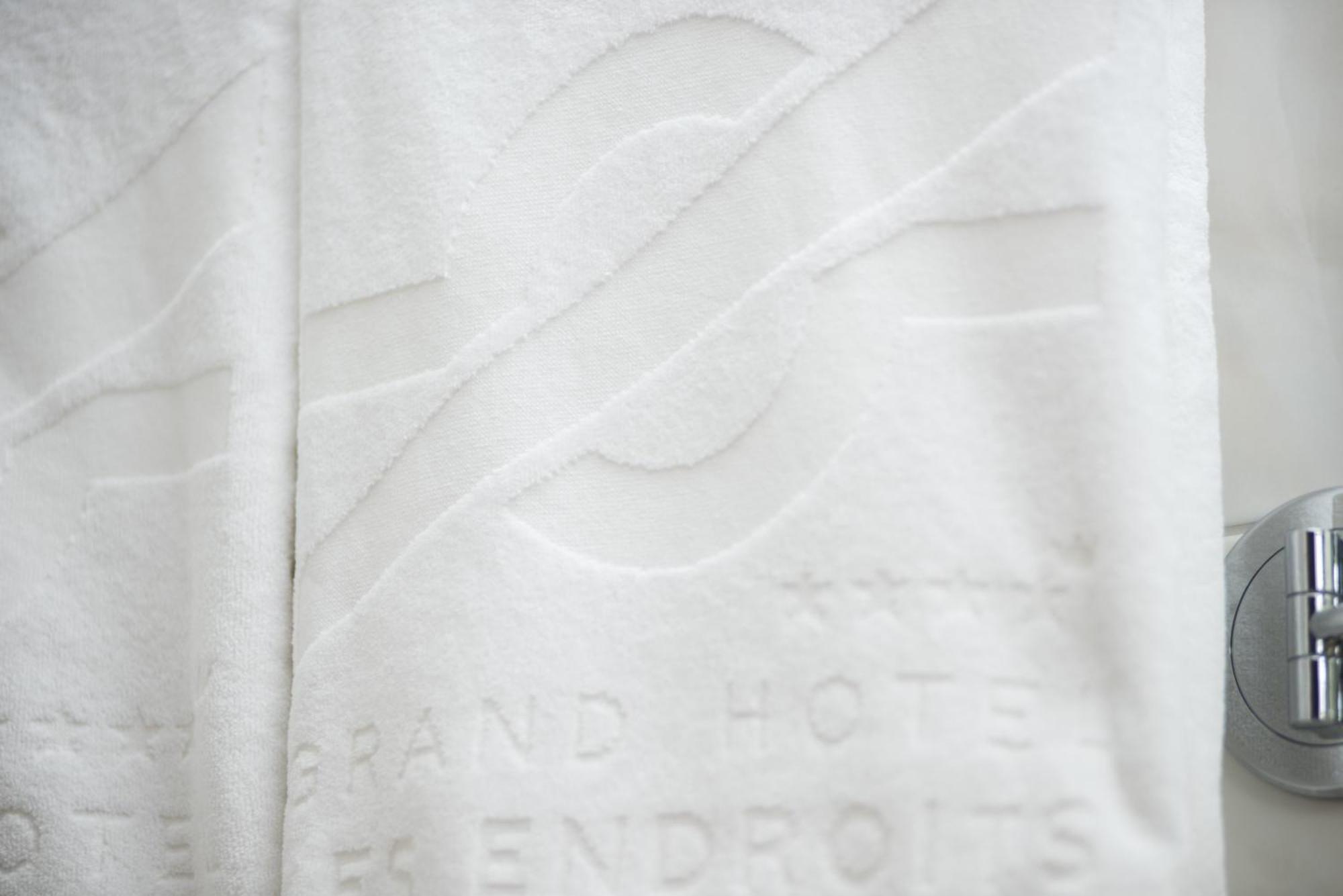 Grand Hotel Les Endroits La Chaux De Fonds Esterno foto
